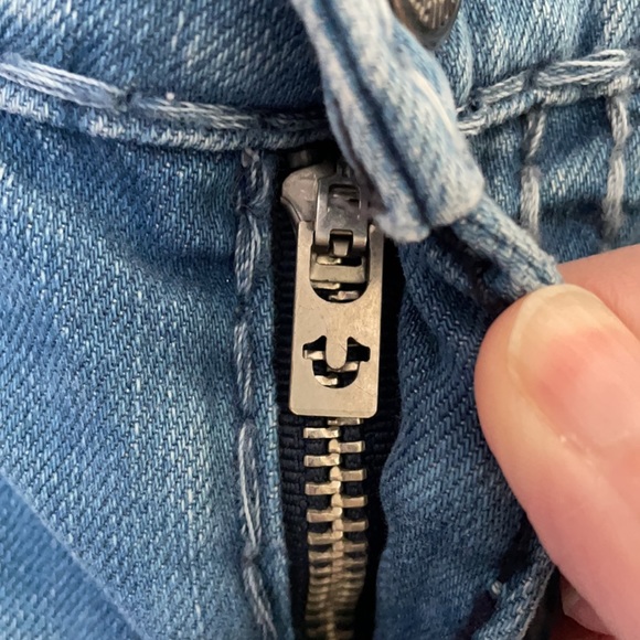 True Religion Mid Rise Becca Bootcut - Picture 7 of 10